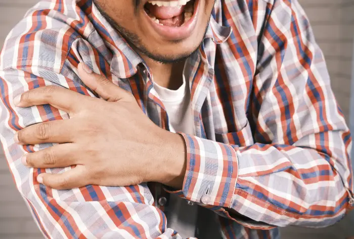 어깨 관절염의 통증